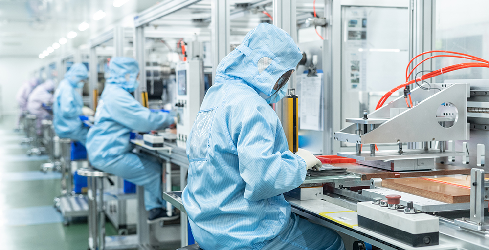 Fabricación de moldes para dispositivos médicos y equipos de automatización.